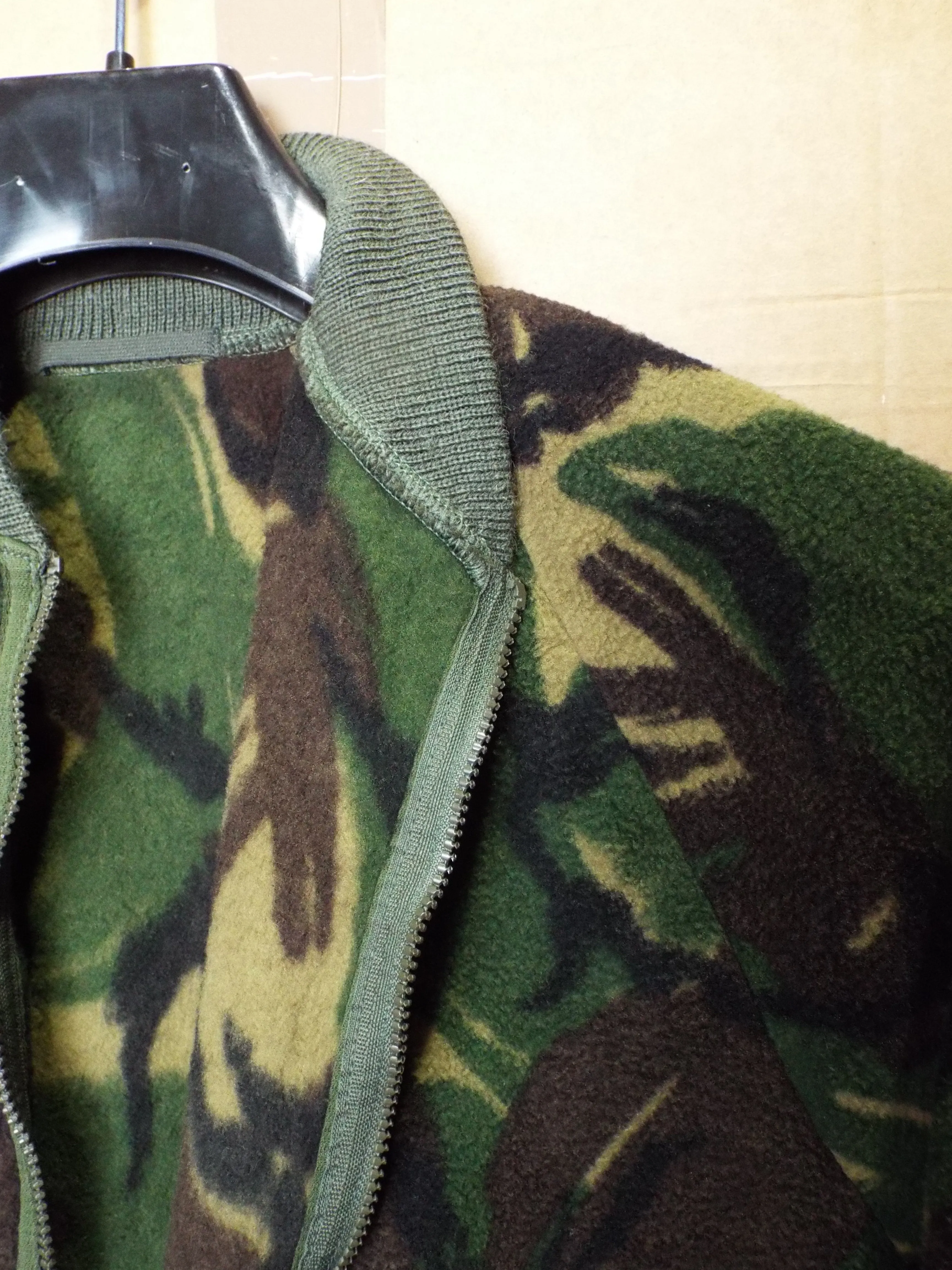 British Woodland DPM Fleece Jacket / thermal liner - Elasticated cuffs and collar (RAR)