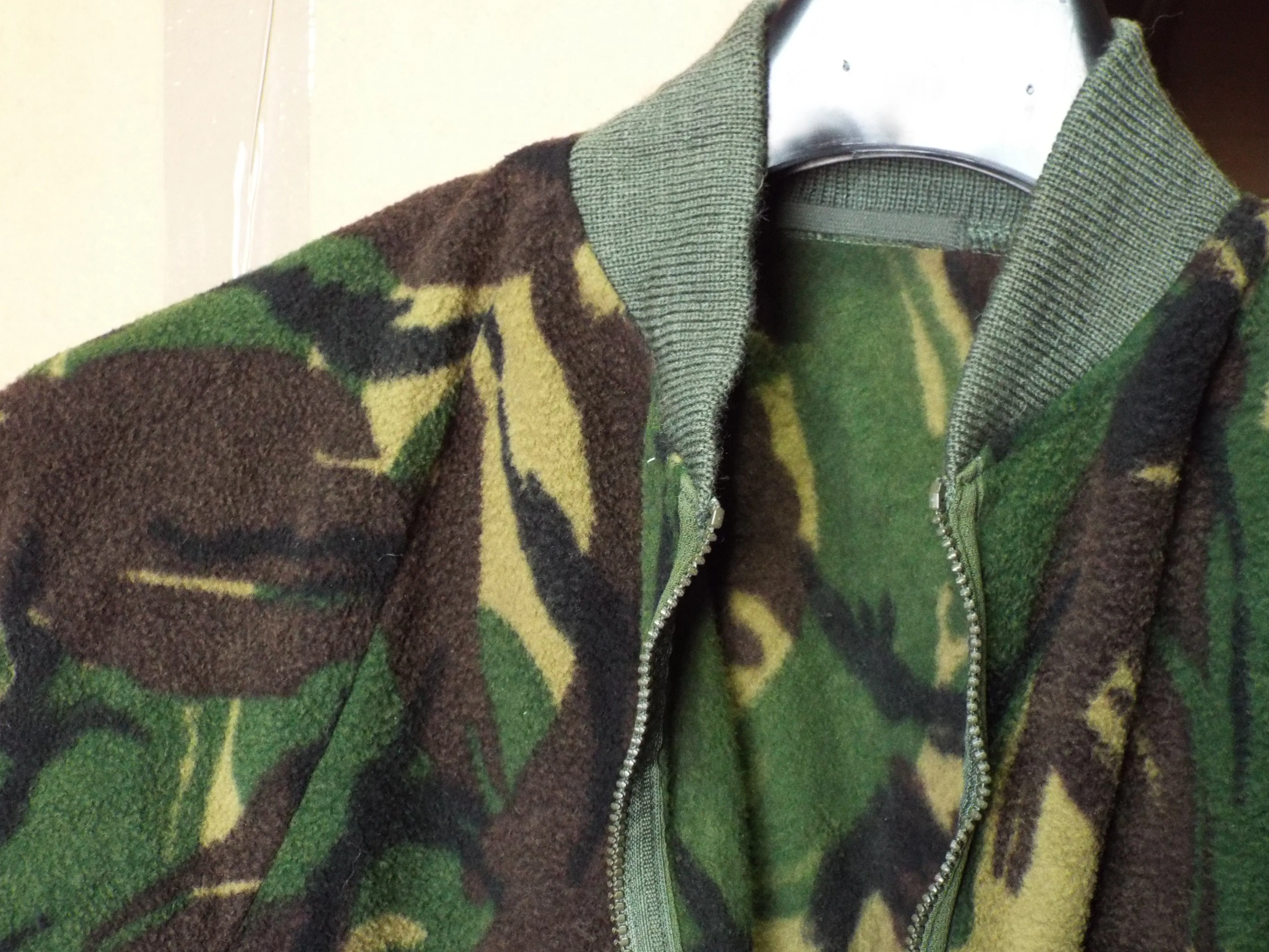 British Woodland DPM Fleece Jacket / thermal liner - Elasticated cuffs and collar (RAR)