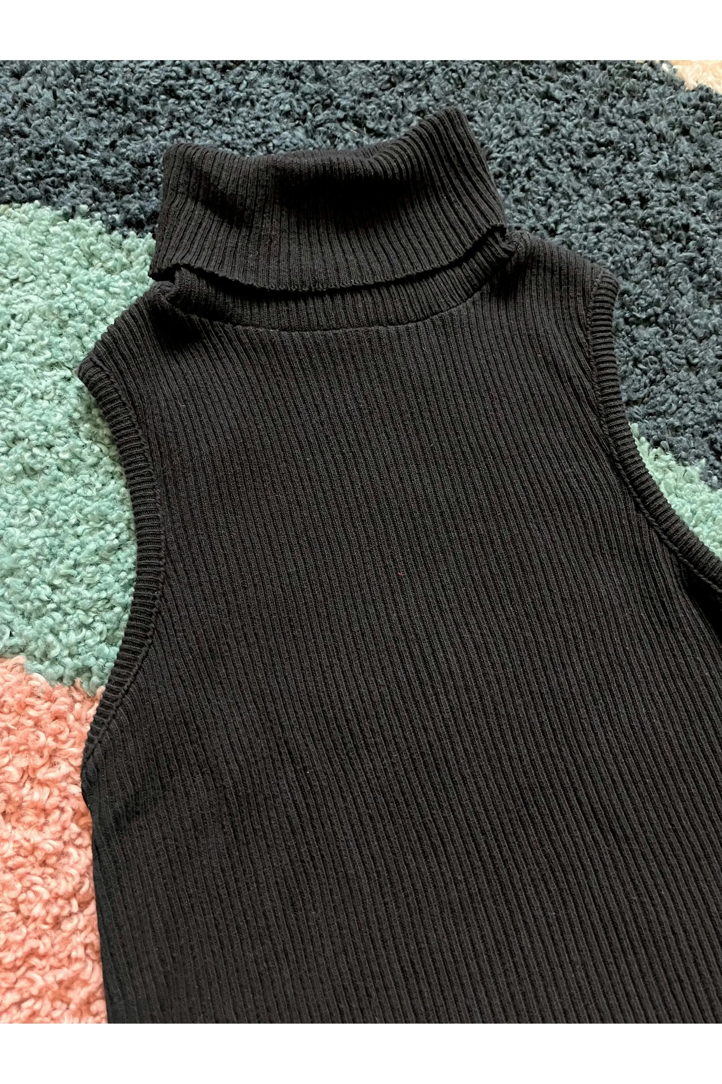 Vintage 90s-Y2K Ribbed Turtleneck Top